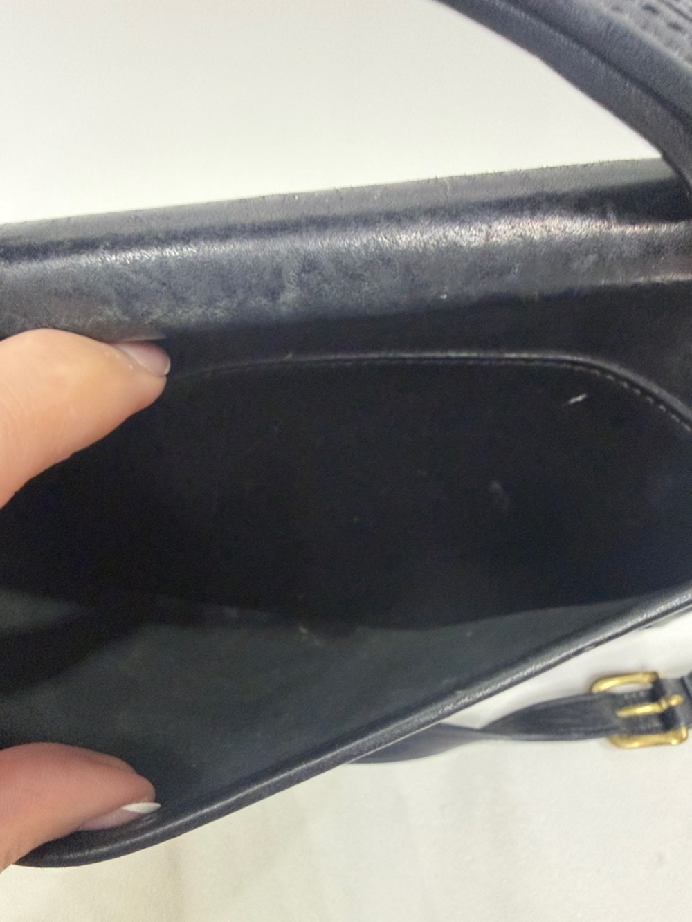 Vintage Coach Willis black shoulder bag. - Picture 5 of 16